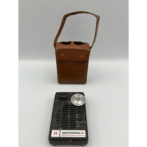 Vintage 1961 Motorola X23E Transistor Radio With Original Case - Picture 1 of 5